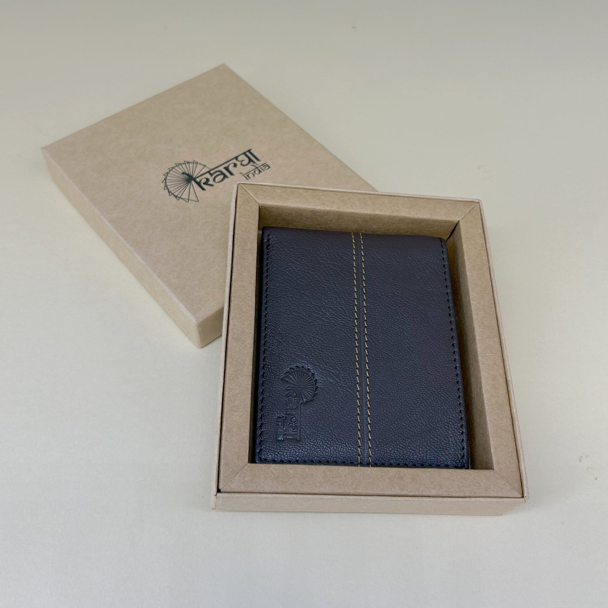 Sneh: Bi-Fold Wallet